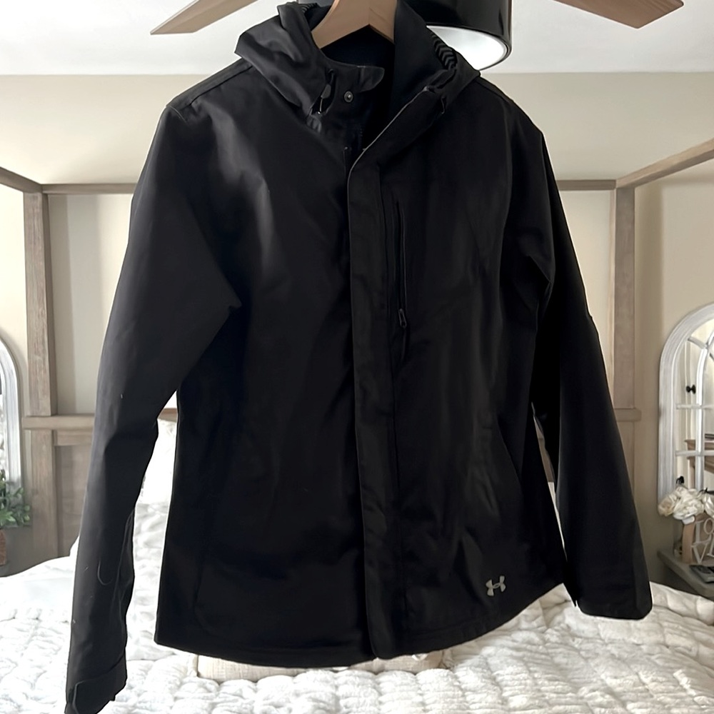 Black under armor winter jacket. Two layers size small